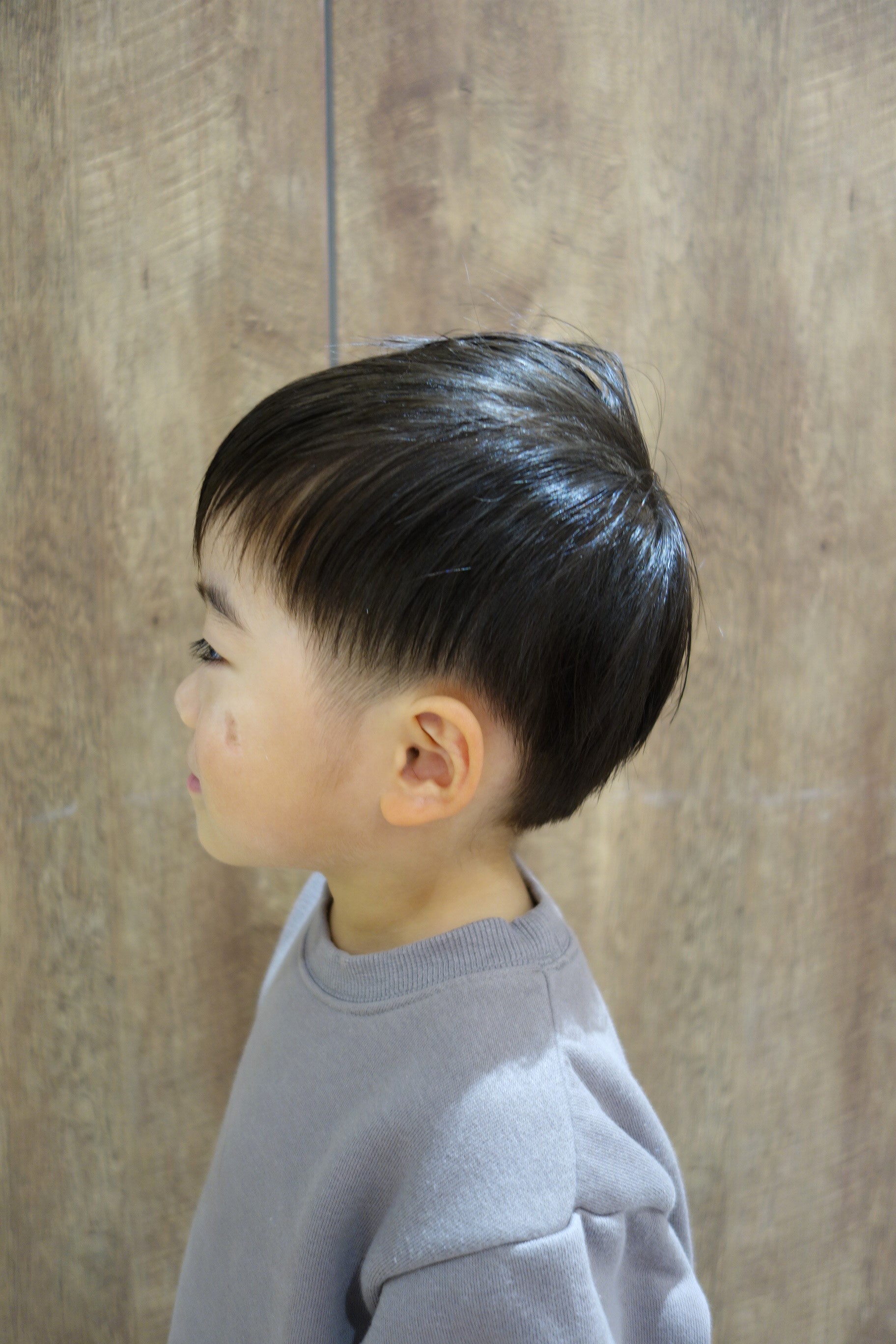 キッズ 髪型 男の子 襟足長めTikTok