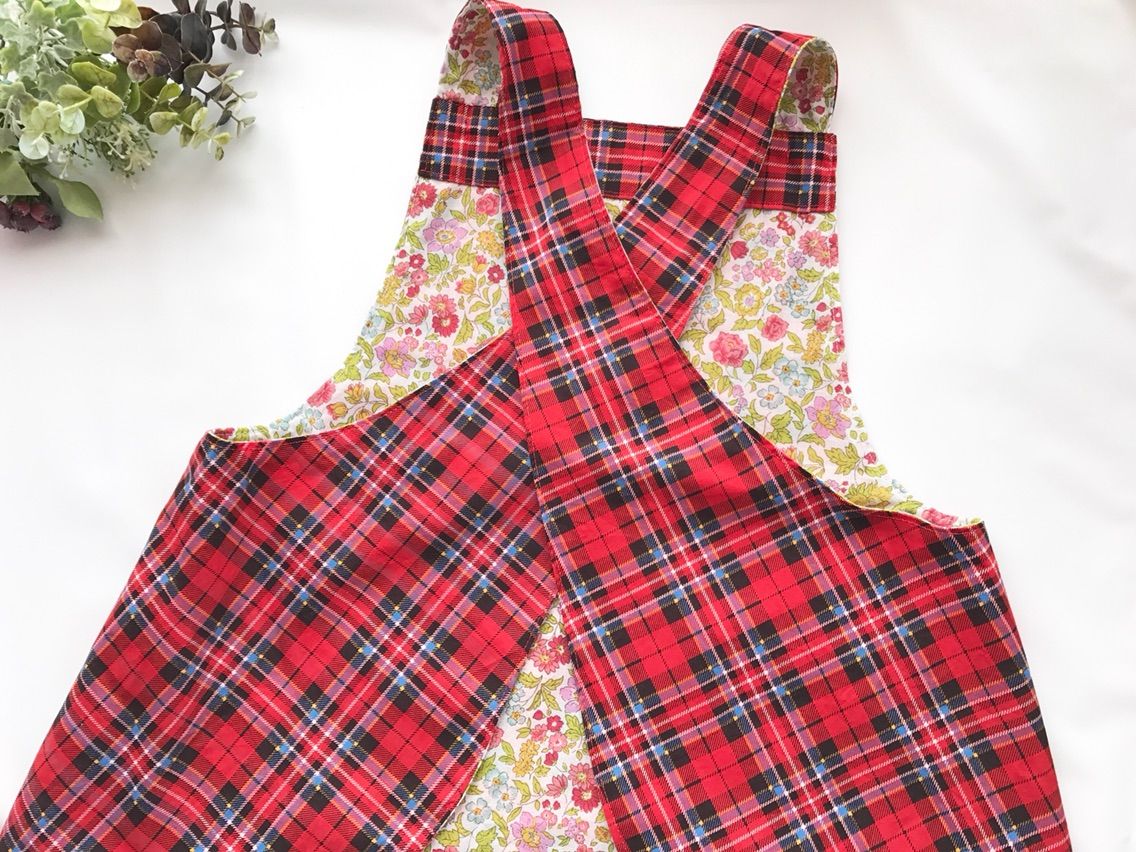 子供服 子供用エプロンの無料型紙と作り方ヘルカハンドメイド