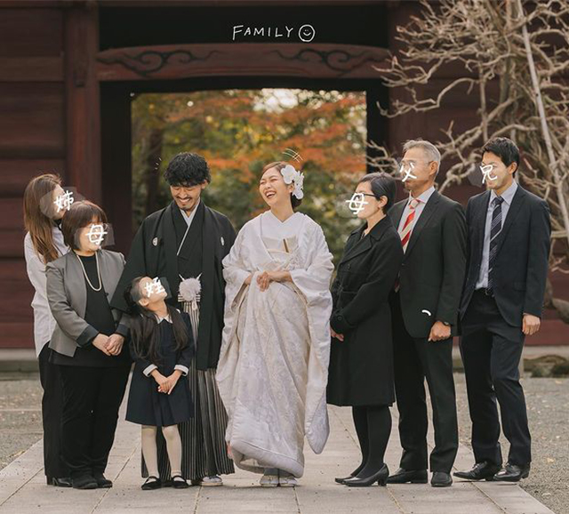 フォトウェディングで家族も参加！服装はどうする？シーン別おすすめコーデyuen wedding