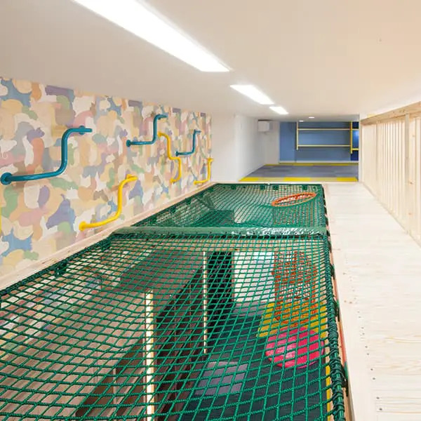 幼児の感覚統合トレーニング機器 丸木橋のおもちゃ バランストレイル触覚ボード 体幹 トレーニングこども室内運動 おもちゃ 小学生 アスレチック 子供用大人用 室内遊び おうち時間 室内 遊具 Amazonバランス橋 バランスボード 子供用 体幹 トレーニング 安全