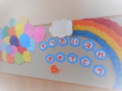 桜の季節と新学期の壁面製作