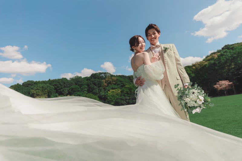 千葉ポートパーク」 緑、空、晴れ姿。 広大で自然豊かなポートパークで描く、自由なフォトウェディングを📸千葉ポートパーク千葉ポートタワーロケーション撮影千葉ロケーション撮影ディアーズピクチャーズdearspictures 詳しくはプロフィールのURLから