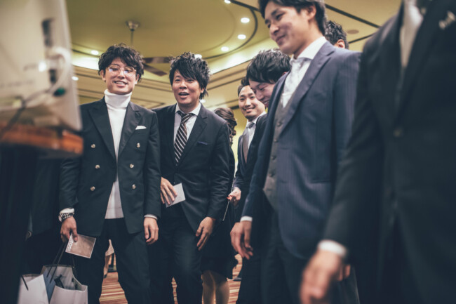 私達夫婦はもちろん友人達もとても良い表情」結婚式の二次会の撮影OurPhoto アワーフォト