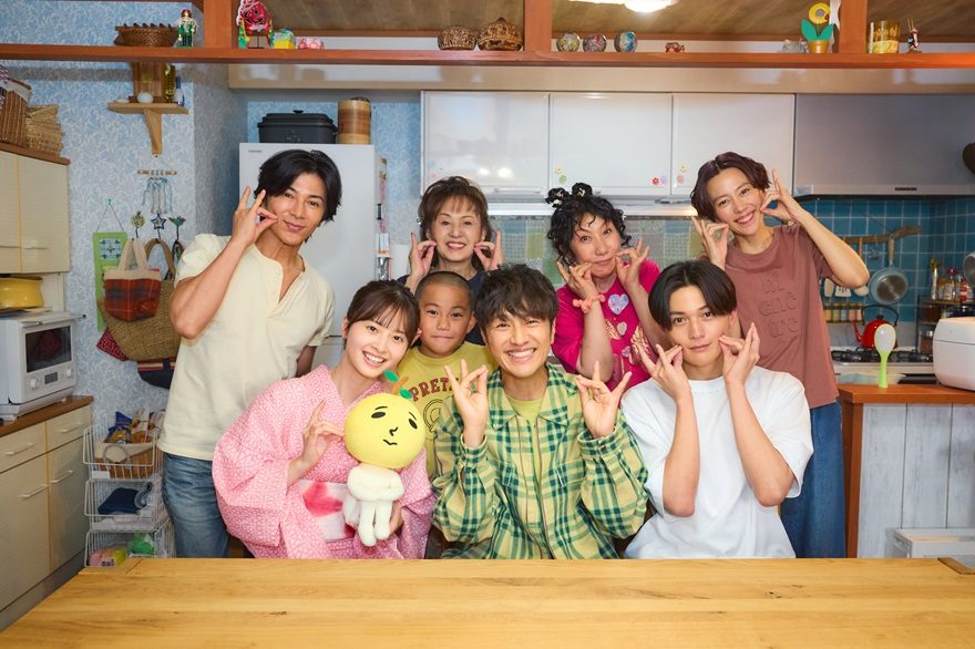 西島秀俊、ゆず北川悠仁・高島彩夫妻が“名門私立小の入学式”にやってきた！「髪を黒に染めて」仕事と家庭の両立のために隠したこだわり週刊女性PRIME