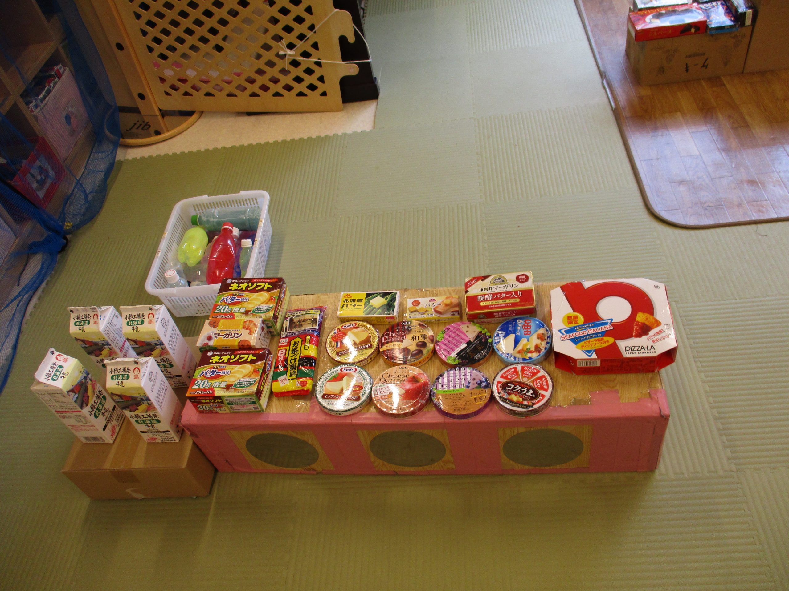 お買い物ごっこが盛り上がる！おもちゃの「レジ」を手作りしよう♪