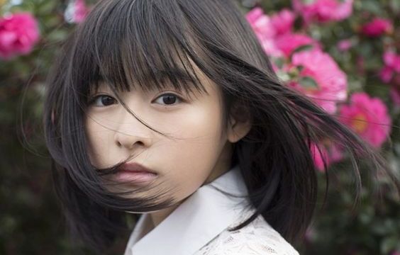 卒アルや証明写真の撮影では最大限に盛れる方法を伝授します♪ - YouTube