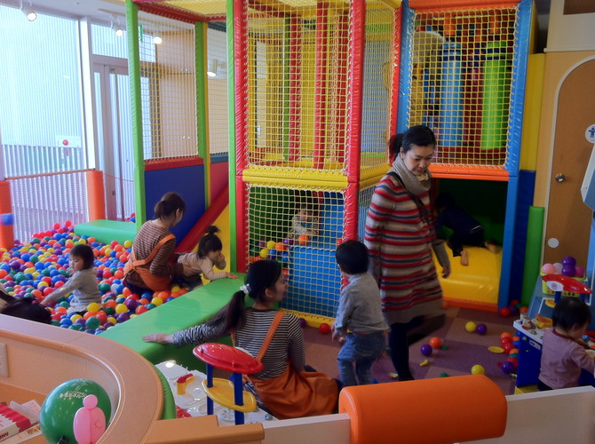 子どもと一緒に出かけよう！子連れでも利用できるコワーキングスペースまとめ