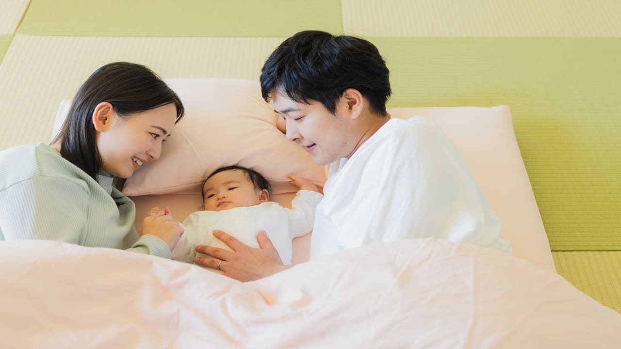 赤ちゃんの夜泣きの原因とは？具体的な対策と夜泣きがひどい子の特徴も紹介べびちぇる by リッチェル