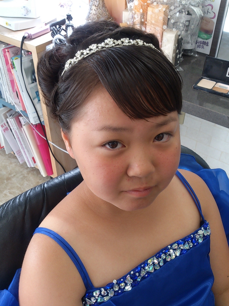 ピアノ発表会 女の子 カチューシャ 髪型やり方TikTok