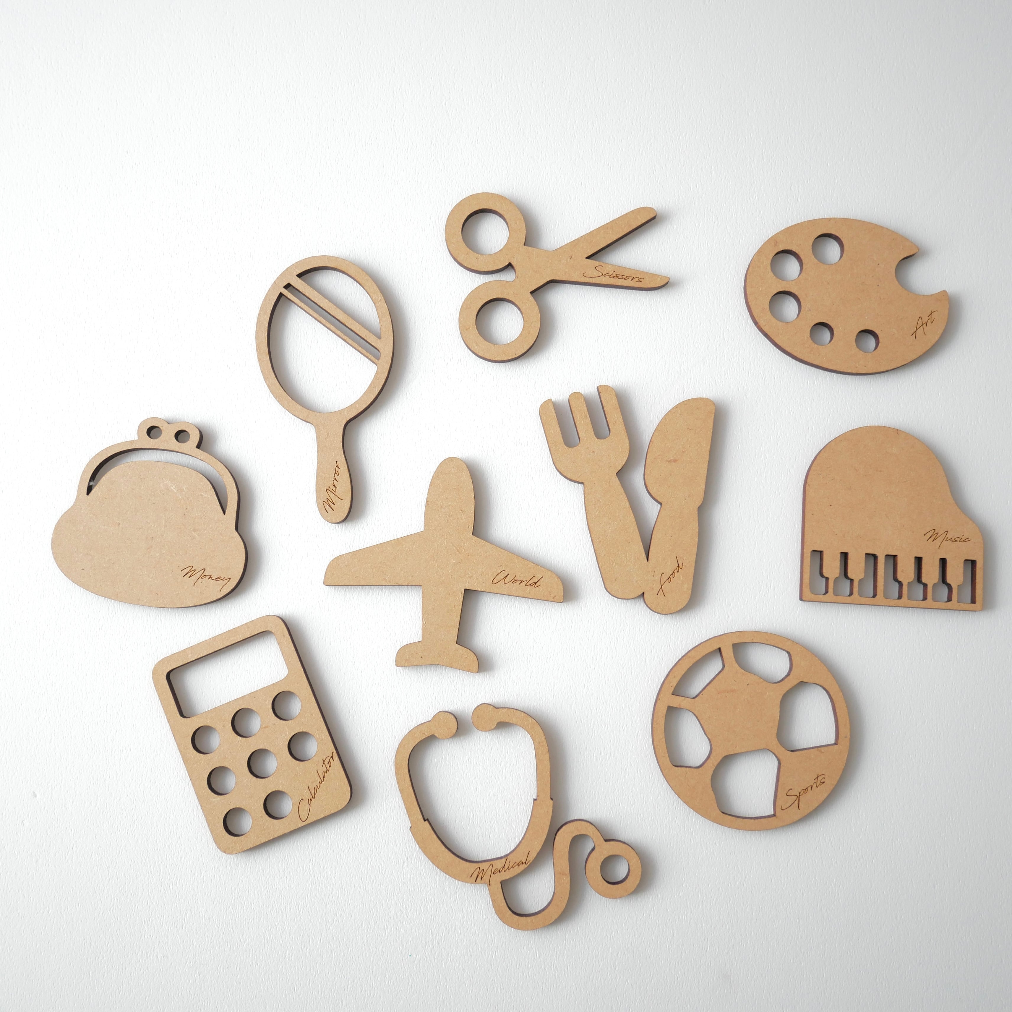 Amazon選び取りカード 1歳 男の子 女の子 選び取りグッズカラーメモリアルボックスベビー＆マタニティ 通販