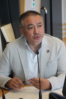 自民党・細野豪志氏が資産訂正 - 日本経済新聞