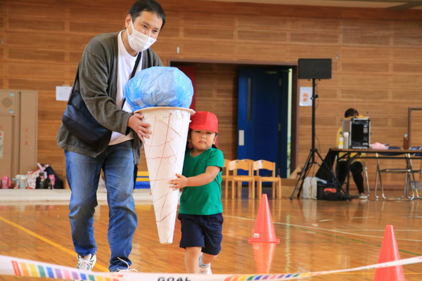いろんなものにへ～んしん 親子運動会」 – 上山あいこども園