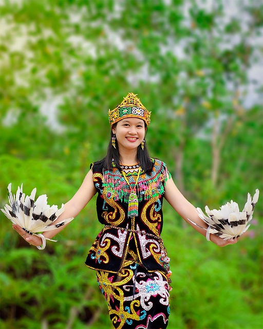 アフリカ 民族 女性 部族TikTok