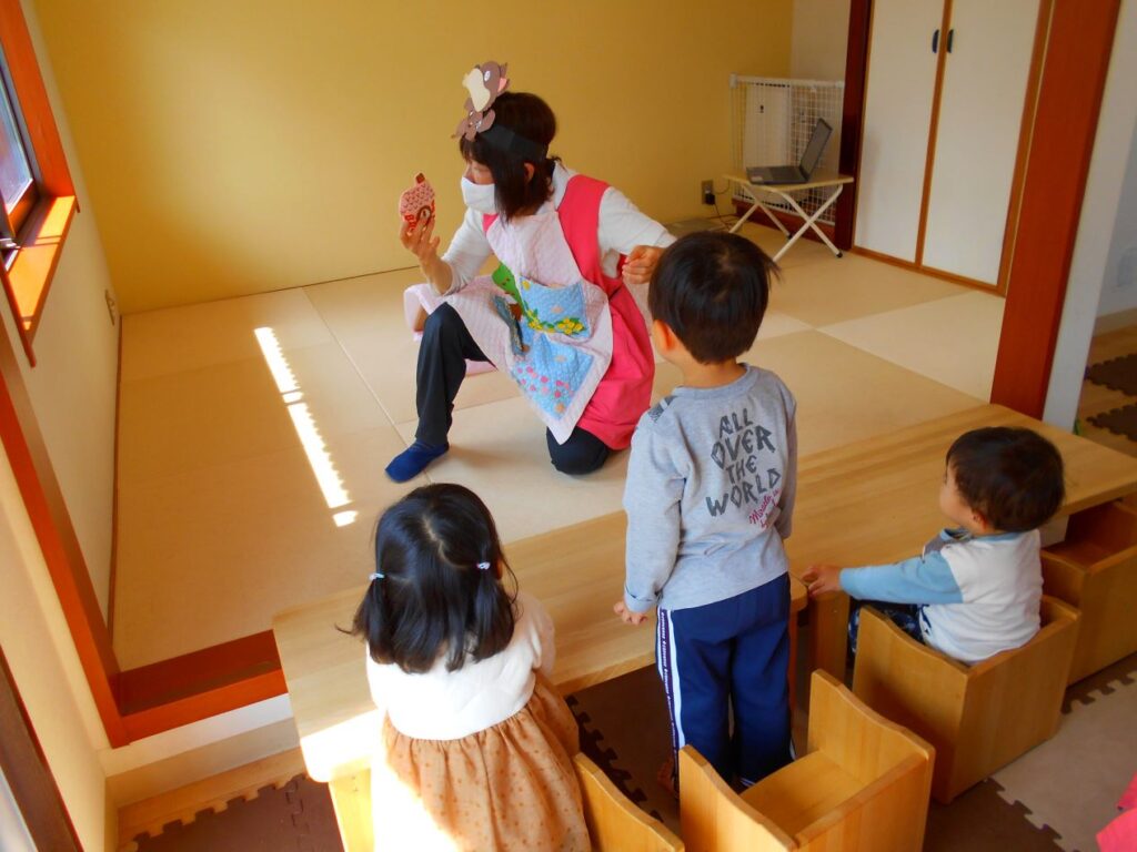 ピッパラ保育園らいおんぐみのお別れ会① ～出し物～