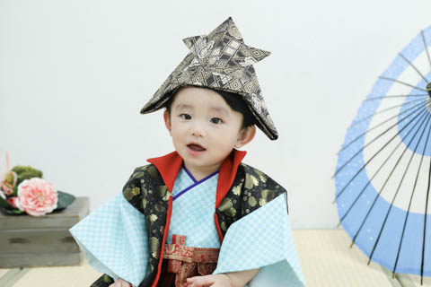 初節句のお祝い金はいくらだと少ない？内孫と外孫の相場や贈る時期を解説！comottocomottoコラム - NTTドコモ