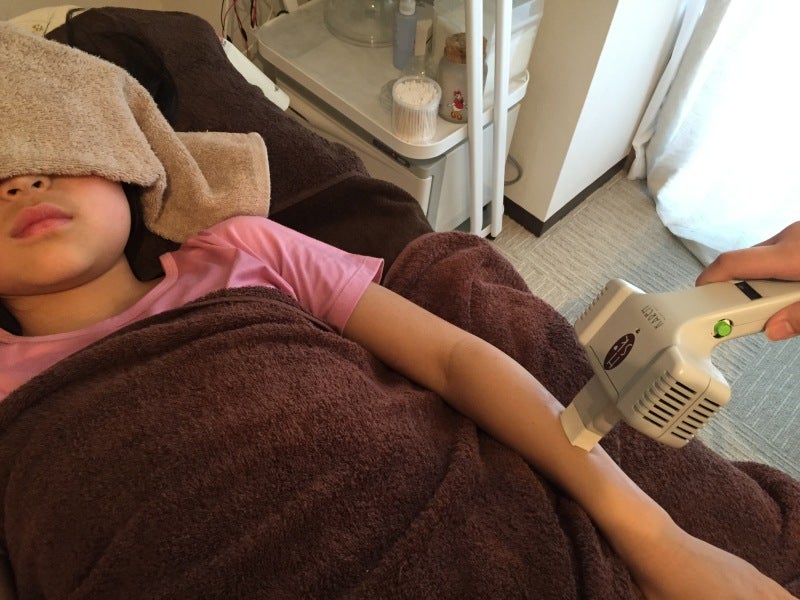 体毛ケアは何歳から？小学生女児の母親420名への調査 小学5年生で体毛ケアを始める子供が増える傾向株式会社 鈴木ハーブ研究所のプレスリリース