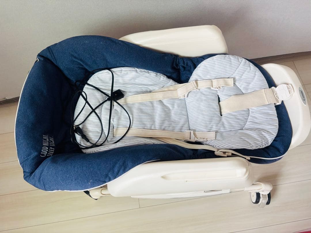 ベビーチェア コンビ手動スイング機能コンビ ロワイヤルプラス Combi ベビー用品 ハイローチェア スイングハイロ