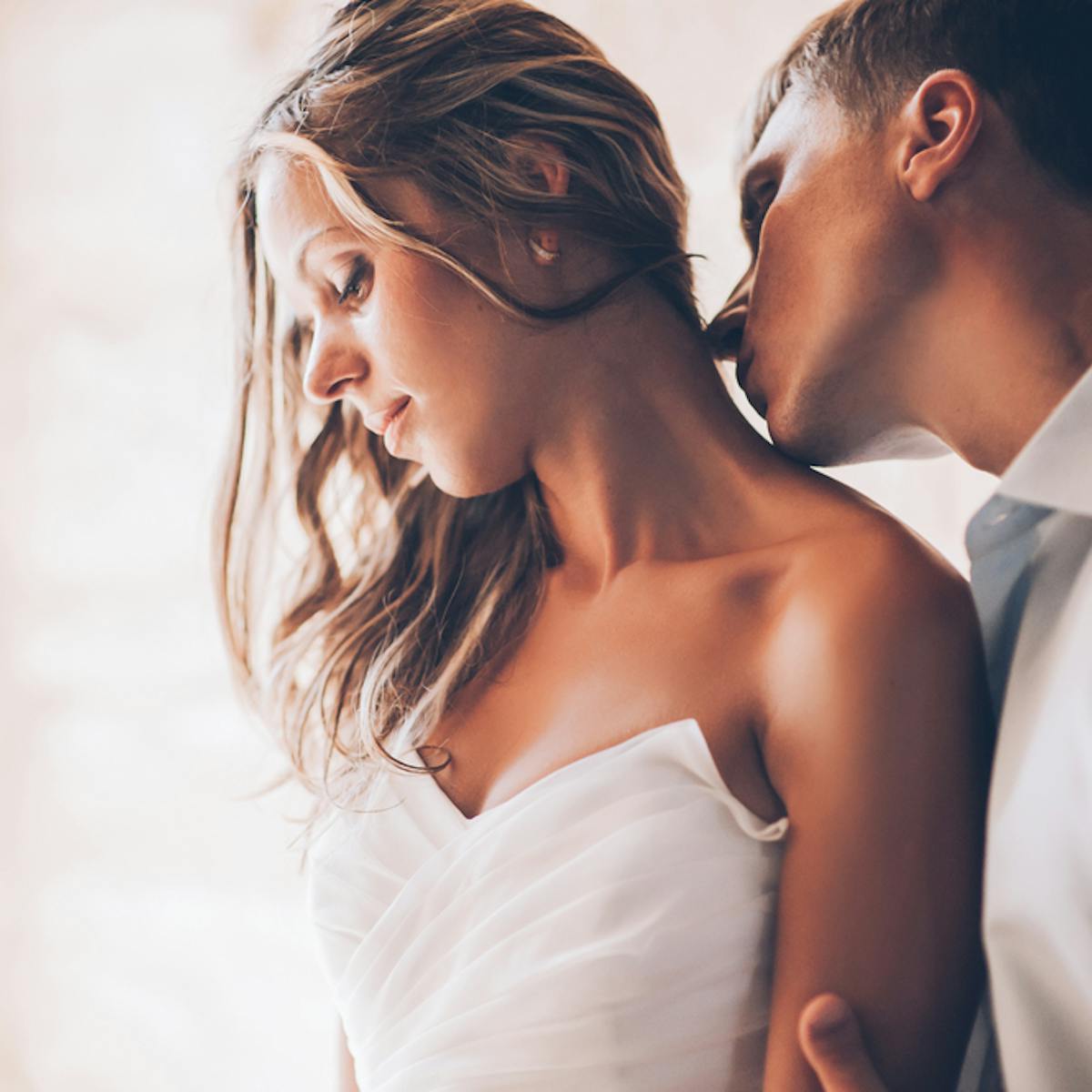 ハグの仕方で彼氏の本気度が分かる？ 男性心理とキュンとさせるハグのコツ「マイナビウーマン」