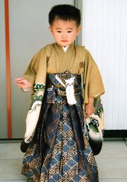 レンタル 七五三・お宮参り│高知市はりまや町「きものどころ片岡」。成人式・卒業式・七五三・およばれ・おしゃれ着等の着物販売・レンタル 貸衣裳