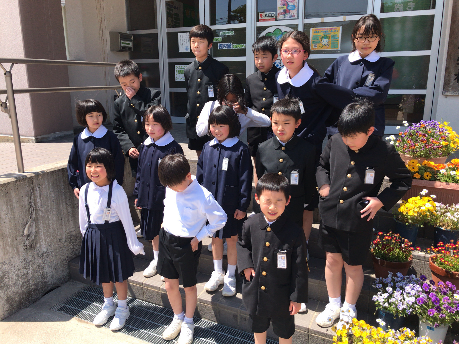 胸ワクワクの新１年生 小学校入学式特集 – 宮古新報