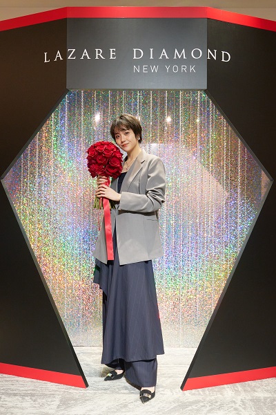 大屋夏南：ヨガウエアで美スタイル披露 「ニュー バランス」がファッションブランドとコラボ - 毎日キレイ