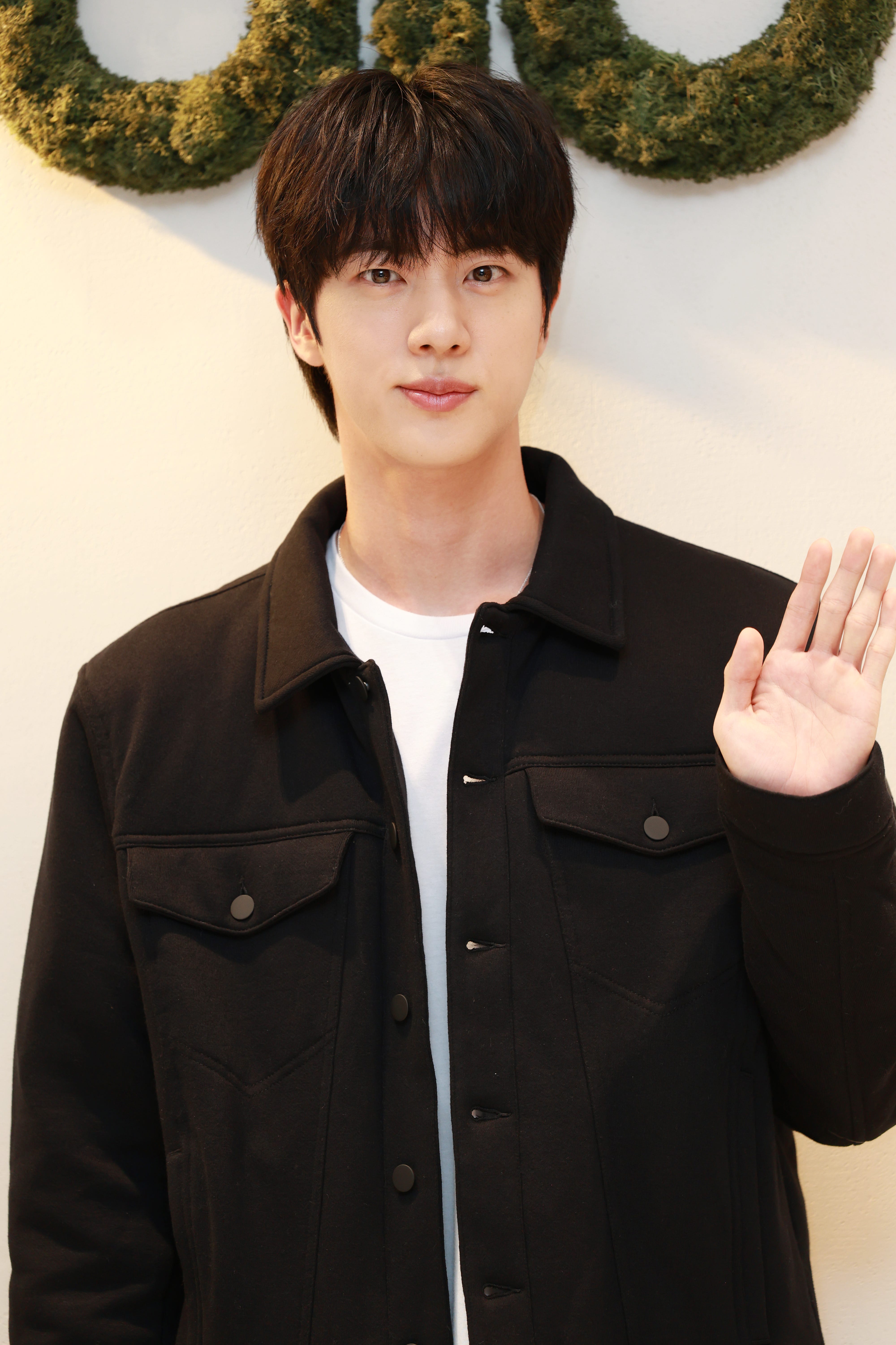 切長な目がかっこいい!一重のイケメン男性韓国アイドルまとめ♡韓国トレンド情報サイト bibinews ビビニュース