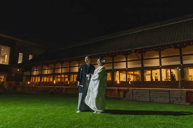 明治記念館 “幻想的な夕刻の明治神宮での神前挙式をご見学” 2日間限定開催の「灯り参進」見学ブライダルフェアをご案内します明治記念館 のプレスリリース