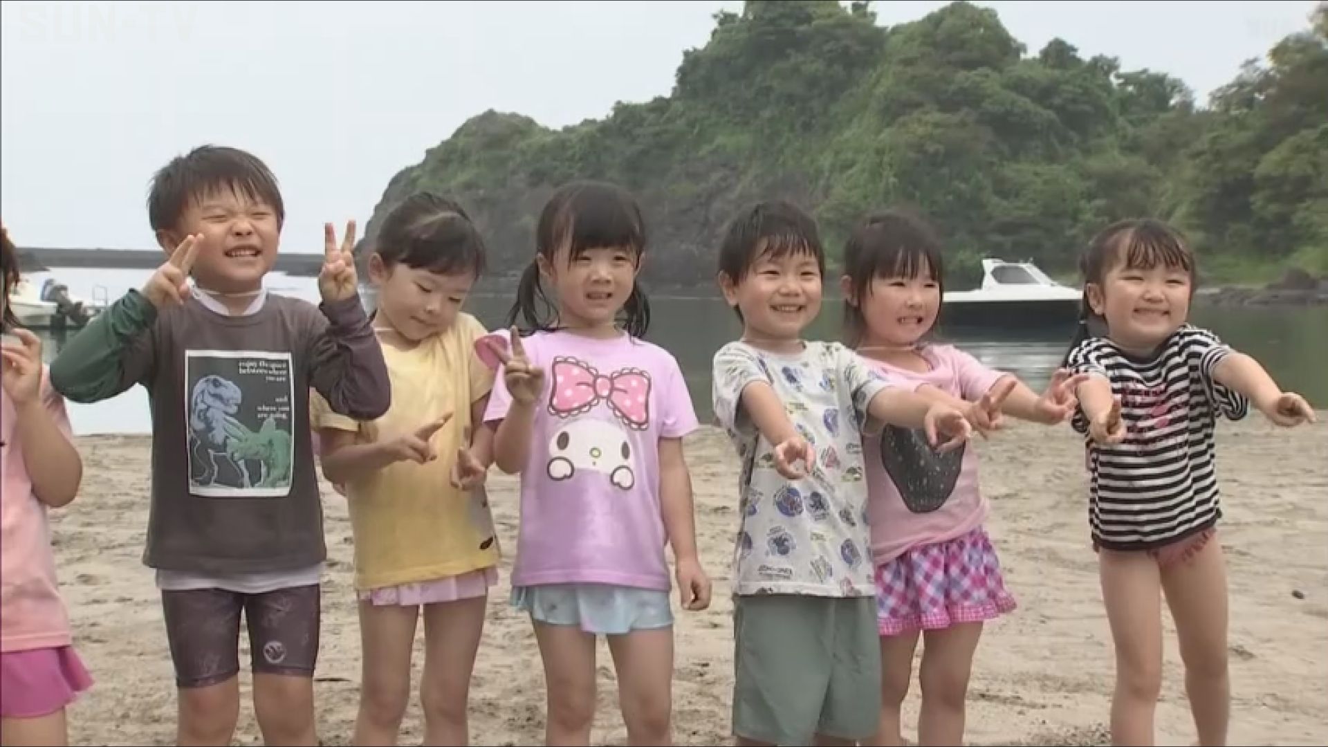 三上 真奈Fuji Television Announcers フジテレビ アナウンサー - フジテレビ