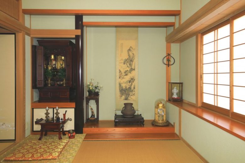 仏壇の置き場所はどこが良い？仏間や床の間が無い場合でも大丈夫 - 幸せな仏壇店さがしコラム