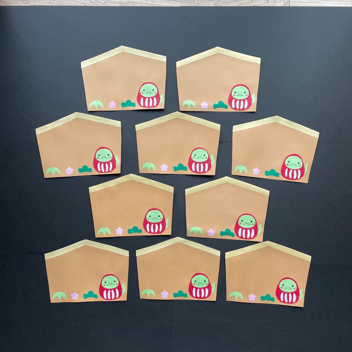 専用 絵馬 巳年 製作キット 25セット 保育 施設の通販 by はるいろSHOPラクマ