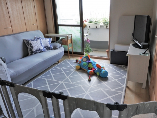 新生児の弱い視力を保護しよう！LOVE TREE ＊スワドルアップ™など育児に役立つアイテムをお届けします＊