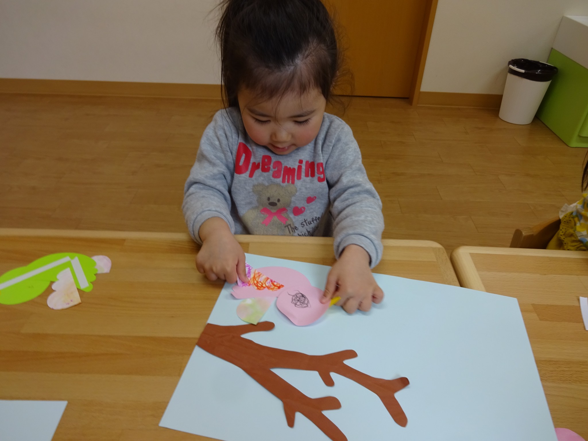 うぐいす 花 和風 壁面 飾り ラミネート加工 保育教材 幼稚園 1月 2月 ❑梅の花・うぐいすのみ 特大・梅の木で使用 ⭐春の壁面飾り知育教材製作キット保育園幼稚園❇️送料込み❇️ - Rëm̈K'S GALLERYminne byGMOペパボ 国内最大級のハンドメイド・手作り通販サイト