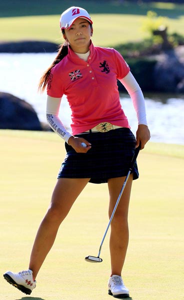 親友の堀琴音。 結婚おめでとう🥺🩷🩷🩷🩷 ついに人妻になりました。 堀琴音が人妻なんて、想像もつかなかったですが 笑とにかく優しい旦那さんに出会えて本当に安心してます😇😇😇🩷 私も自分のことのように嬉しい！！！！！！ これからの人生、旦那さんと 幸せで