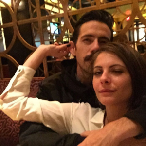 Amazon.co.jp: 映画スター ウィラ ホランド キュートな笑顔のポスター 1 キャンバスアートポスター水着写真ポスター。抽象的なポスター。リビングルームの装飾ポスター。部屋の装飾。壁の装飾ポスター。廊下装飾フレームスタイル24x36インチ 60x9: ホーム＆キッチン