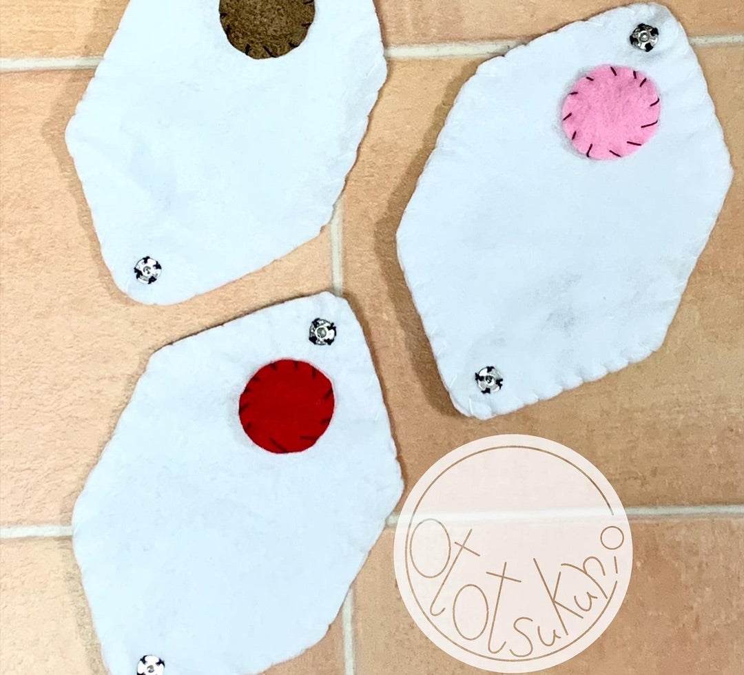 簡単 🎃ハロウィン飾りの作り方 100均フェルト✨紙でもできる DIY How to make Halloween decorations withfelt or paper. 子供用ハロウィンフェルトクラフト ハロウィンフェルトボード 幼児 教室用 クラフトプロジェクト フェルトおもちゃ怖いツリーディスプ