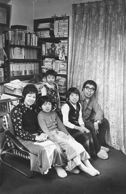 井上麻矢さんが代表務めるこまつ座の「太鼓たたいて笛ふいて」来月1日開幕 「木の上の軍隊」は来年映画化 - スポニチ Sponichi Annex 芸能