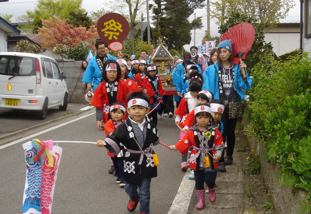 新潟まつり手づくり子どもみこし- 16年度 一般社団法人新潟青年会議所