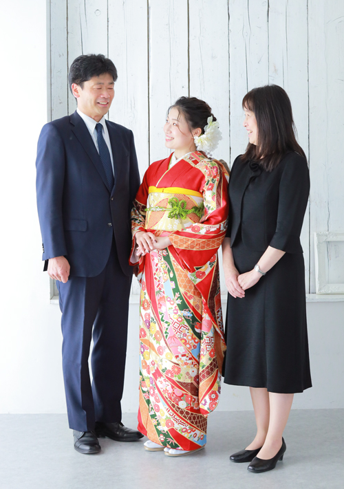 本八幡 市川市 卒業式 家族写真 記念写真 - いせや写真スタジオ江戸川区の写真スタジオ