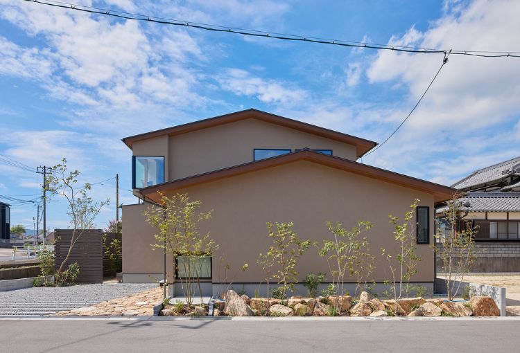 福山雅治、有村架純ら、豪華キャスト陣が華やかに登場! 福山「It's Show Time!!」の掛け声とともに手品を披露!映画『ブラック・ショーマン』レッドカーペットイベント - Astage-アステージ