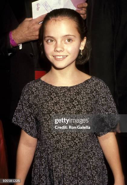 新品 アダムスファミリー ウェンズデー クリスティーナリッチクリスティーナ・リッチが『アダムス・ファミリー』の世界に戻れて嬉しい理由、さすが元祖ウェンズデー- FRONTROW