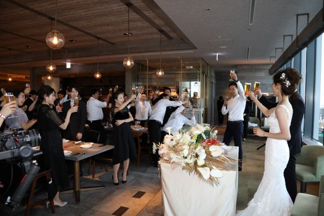 二次会 移動ゼロ！結婚式の後そのまま二次会パーティ - プランセントラルテラストーキョー東京 表参道のウエディング・結婚式場