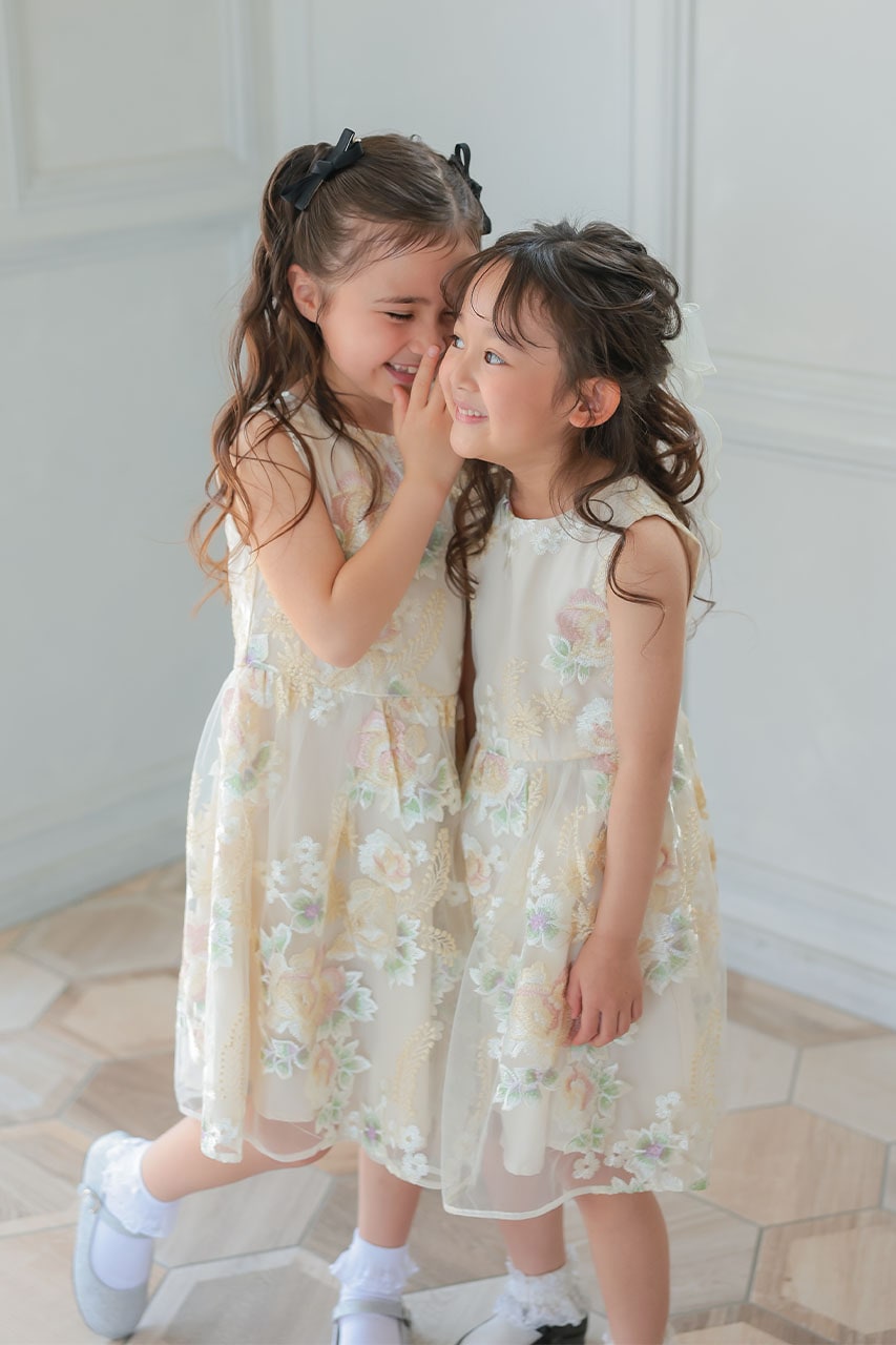 子ども ドレス キッズ ジュニア 子供用ドレス お姫様ドレス フォーマルドレス リングガール ドレス ワンピース フラワーガール スカート プリンセス ドレス ホワイト シャンパン ロング ドレス お呼ばれ ピアノ発表会 結婚式 演奏会 七五三 女の子 春夏秋冬 100-150CM 高級