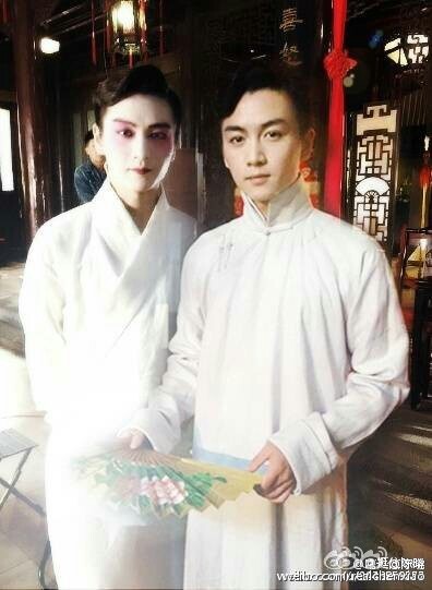 中台カップル」チェン・シャオとミシェル・チェンが結婚式、雨も吹き飛ばす幸せパワー―中国