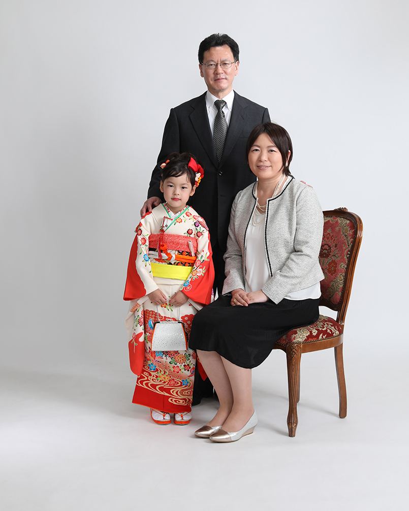 七五三 カジュアルな家族写真を撮影するなら！服装選びのポイントを解説 - ハピリィフォトスタジオ