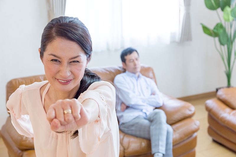 2,592 中年夫婦 日本人 Stock Photos, High-Res Pictures, and Images - Getty Images老夫婦, シニア, 夫婦 40代