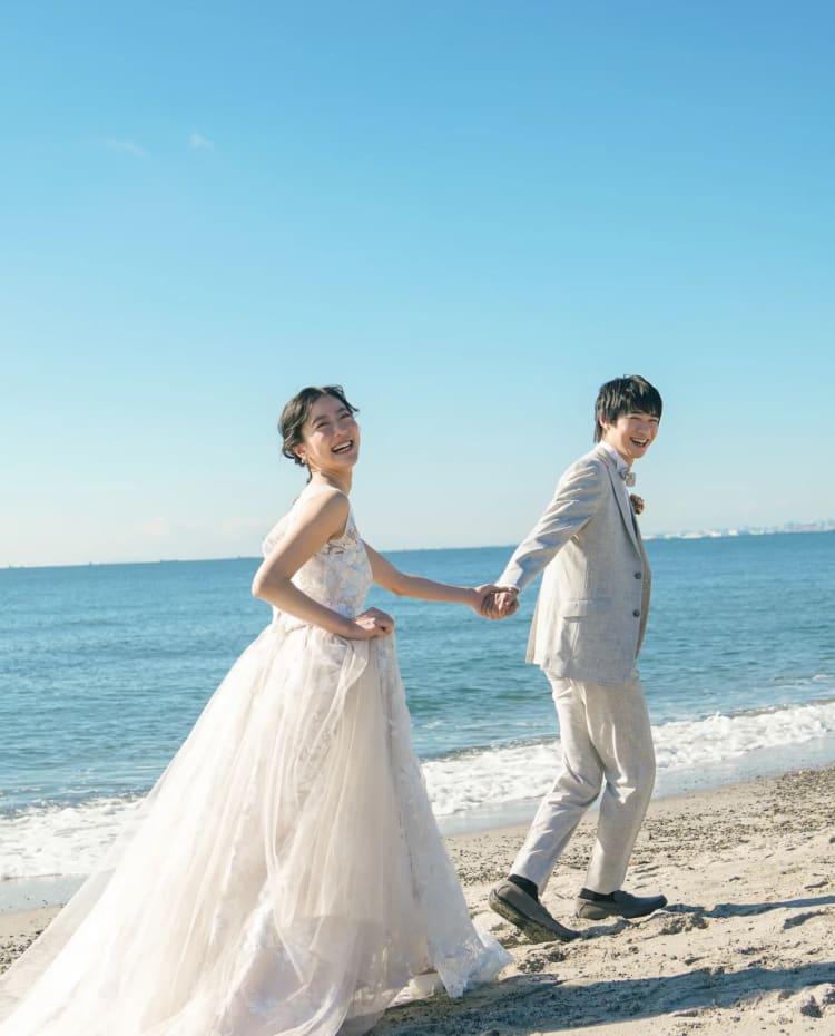 千葉でのフォトウェディング！海辺のおすすめスポットから撮影プランをご紹介旅先で特別な結婚写真が残せるフォトジェニックジャーニー by