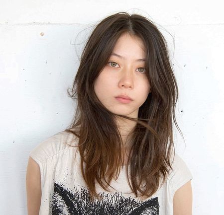 浅野忠信、娘・SUMIRE＆息子・佐藤緋美の姉弟ショット公開「美男美女」と反響殺到 - モデルプレス