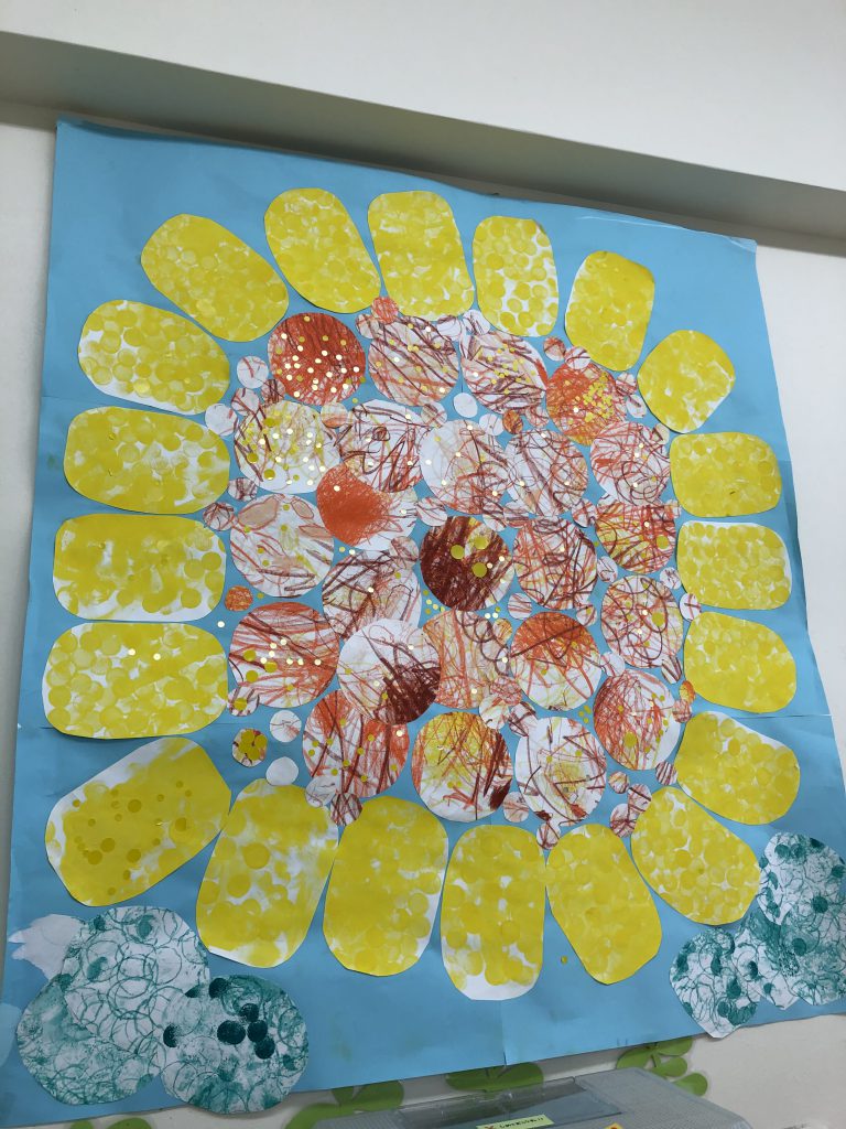 １歳児 ひまわり🌻製作したよ社会福祉法人あすか福祉会のホームページへようこそ