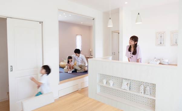 4人家族の家の広さはどのくらい必要？間取りや注意点なども解説！株式会社しあわせな家