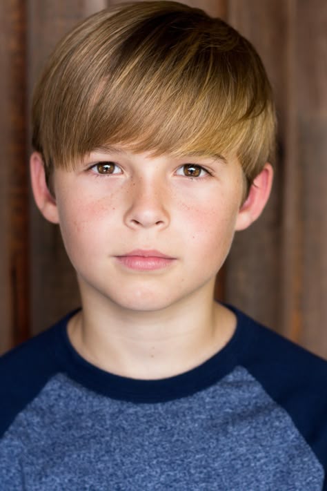 1,157,810 笑顔 子供 外国人 Stock Photos, High-Res Pictures, and Images - GettyImages